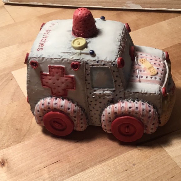 Retired 1993 Enesco Figurine by Mary Rhyner - Picture 4 of 5